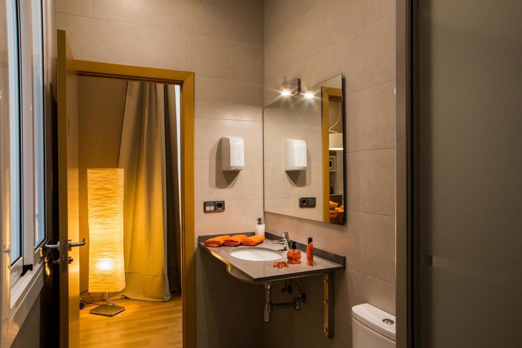 Born Barcelona Hostel (Adults Only) Szoba fotó