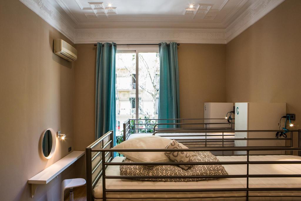 Born Barcelona Hostel (Adults Only) Kültér fotó